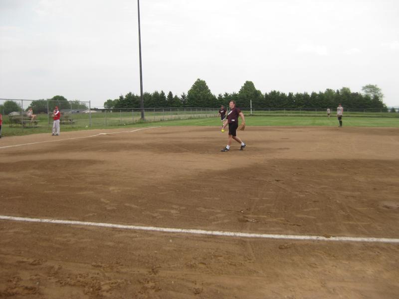 TR Softball 2011 017.jpg