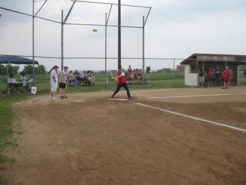 TR Softball 2011 018.jpg