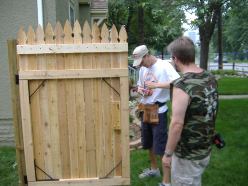 Drew's Fence 027.jpg