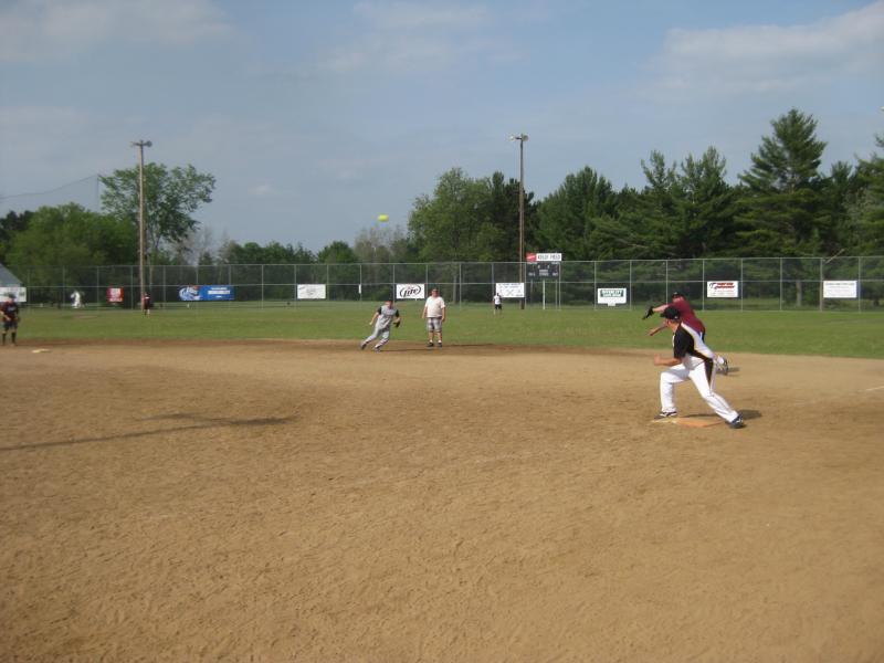 LZ Softball '10 006.jpg